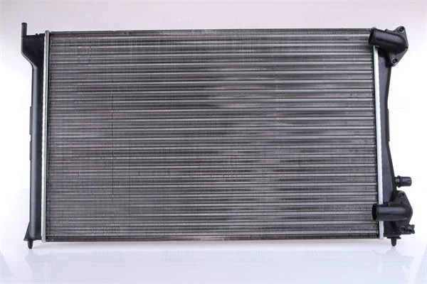 Radiatorius, variklio aušinimas NISSENS 63701