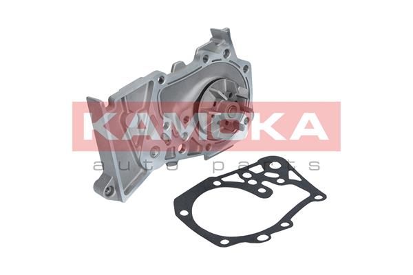 Water Pump, engine cooling KAMOKA T0102