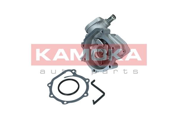 Water Pump, engine cooling KAMOKA T0260