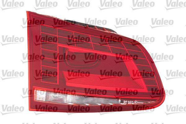 Tail Light Assembly VALEO 044608