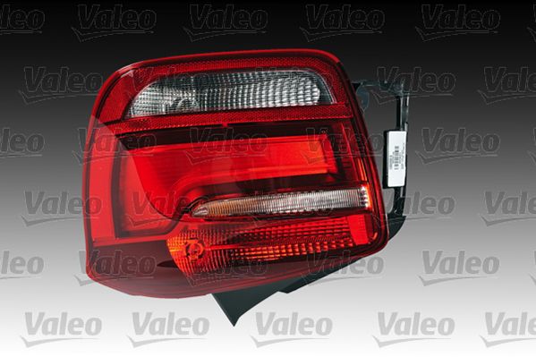 Tail Light Assembly VALEO 044640