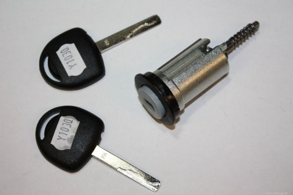 Lock Cylinder, ignition lock AUTOMEGA 100082710