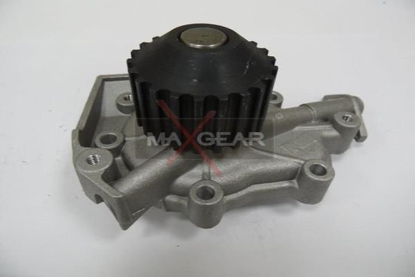 Water Pump, engine cooling MAXGEAR 47-0005