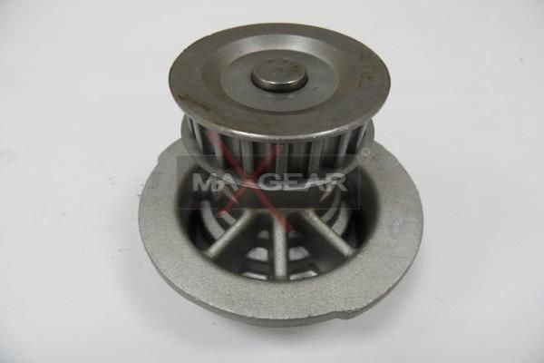 Water Pump, engine cooling MAXGEAR 47-0031