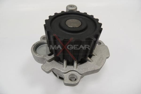 Water Pump, engine cooling MAXGEAR 47-0050