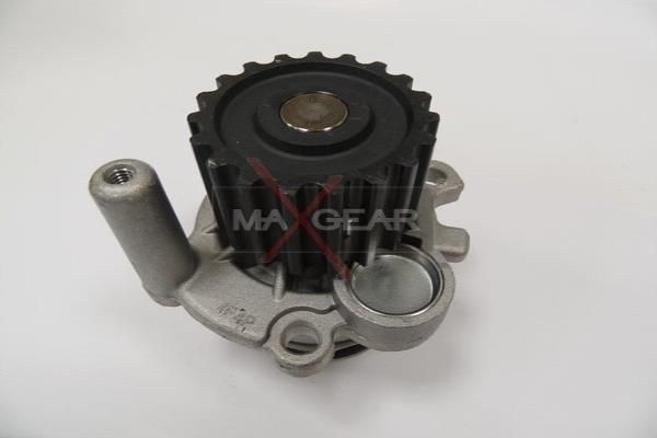 Water Pump, engine cooling MAXGEAR 47-0052