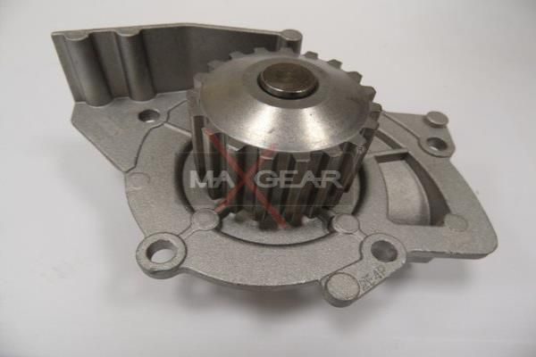Water Pump, engine cooling MAXGEAR 47-0076