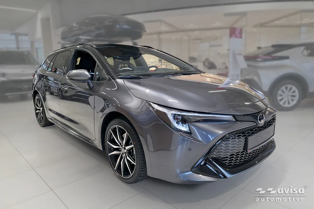 Trunk lid trim TOYOTA COROLLA XII Touring Sports 2018->/ GR SPORT 2018-> (black mirror) AVISA 2/51120