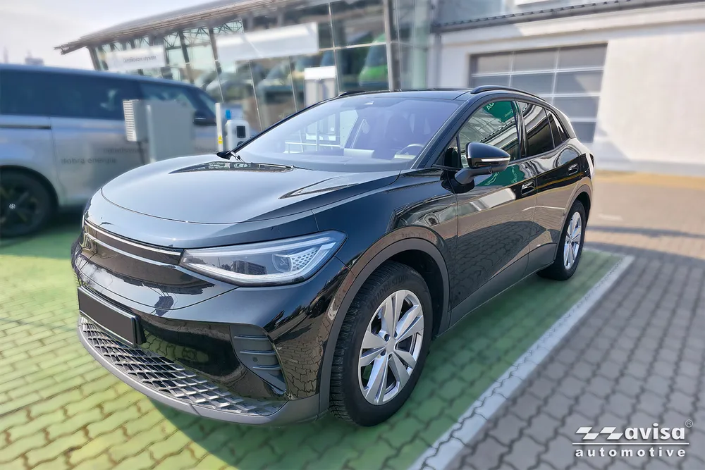 Bagažinės dangčio apsauginė juosta VOLKSWAGEN ID 4 2020-> (juodas veidrodinis) AVISA 2/51136